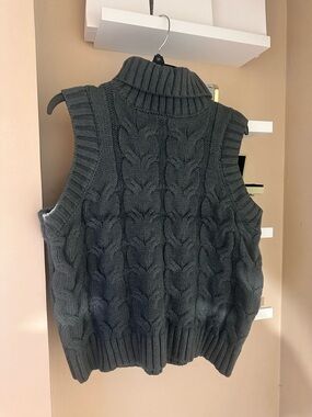 Fashion Nova Charcoal Cable Knit Sleeveless Turtleneck Vest